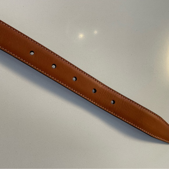 CELINE Triomphe Belt in Natural Calfskin Tan - Picture 5 of 7